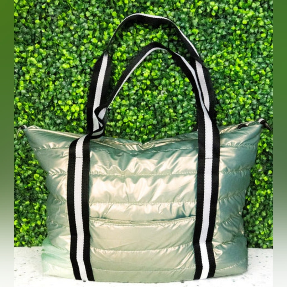 Green / Sage 💚 Metallic Puffy tote bag